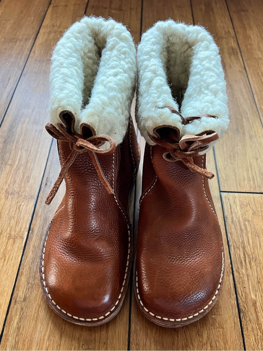 Duck Feet Arhus Women’s Boots in nut Brown Color EU41 US10